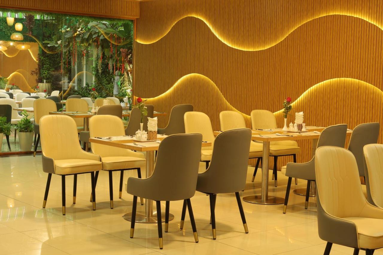 Pleiku Hotel Esterno foto