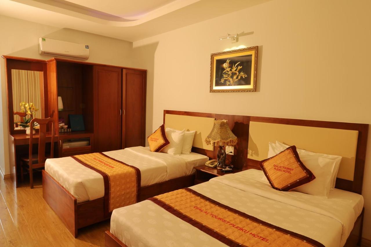 Pleiku Hotel Esterno foto